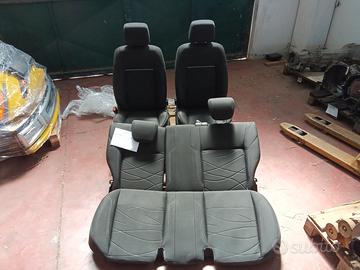 sedili Ford Fiesta anno 2013