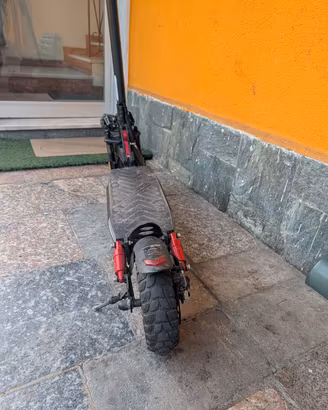 Monopattino elettrico IX4 fuoristrada Sospensioni 