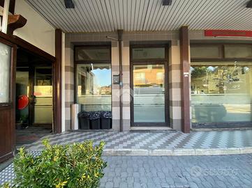 NEGOZIO A SAVIGNANO SUL RUBICONE
