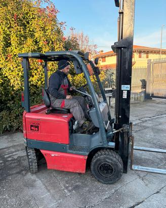 S148 - Carrello elevatore Toyota 18 q