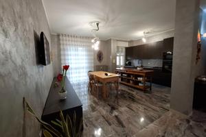 Ampio quadrilocale 160mq e doppio box di 80 m