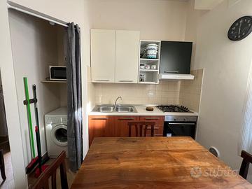 Casa Ammobiliata su Due Livelli al Centro di Palmi