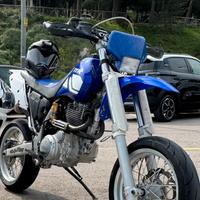 Yamaha ttr 600 motard