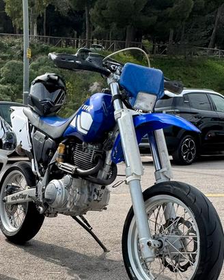 Yamaha ttr 600 motard