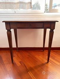 Tavolino in legno