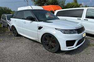 LAND ROVER Range Rover Sport 3.0 TDV6 HSE Dynami
