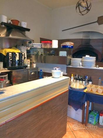 Ristorante Pizzeria forno la legna Euro 25.000