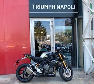 Triumph Speed Triple 1200 rs