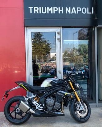 Triumph Speed Triple 1200 rs
