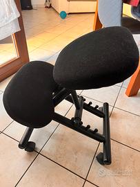 Sedia - Sgabello  ergonomico