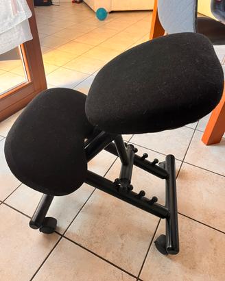 Sedia - Sgabello  ergonomico