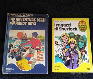 Due romanzi gialli per ragazzi. Mondadori