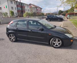 FORD Focus 2ª serie - 2001