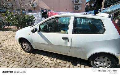 fiat punto bianca 1200 EL 3 porte anno 11/2002