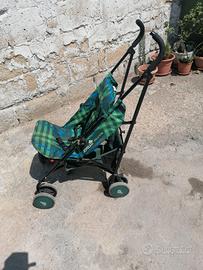 passeggino verde