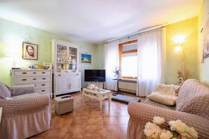 Casa indipendente di 119 m² con più di 5 locali e 