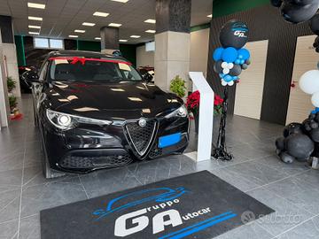 Alfa Romeo Stelvio 2.2 Turbodiesel 160 CV AT8 RWD 