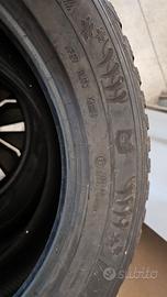 Gomme 235/55 R 19 INVERNALI