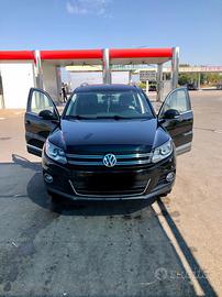 VOLKSWAGEN Tiguan 1ª serie - 2012