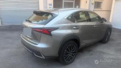 LEXUS NX 300 LUXURY UNICO PROPRIETARIO COME NUOVA