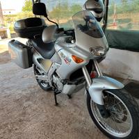 Aprilia. Pegaso