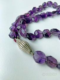 Collana in ametista viola con chiusura in argento