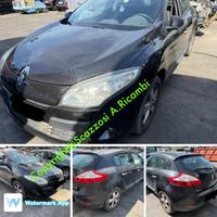 Renault Megane anno 2011 per ricambi Fi