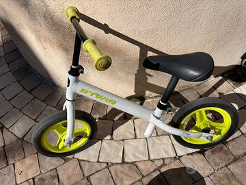 Bicicletta per bambini senza pedali