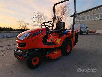 Trattorino tagliaerba Kubota GR 1600 seminuovo