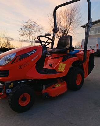 Trattorino tagliaerba Kubota GR 1600 seminuovo