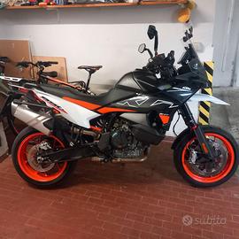KTM 890 SMT 2023