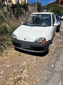 FIAT 600