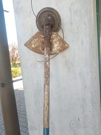 Decespugliatore + porta ombrellone.