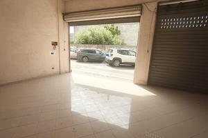 MULTILOCALE A CAROVIGNO