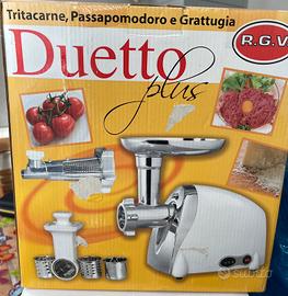 Tritacarne, passa pomodoro e grattugia