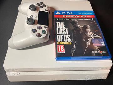 PS4 Slim Console