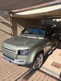 Land Rover Defender 110 3.0 D200 MHEV SE AWD autom