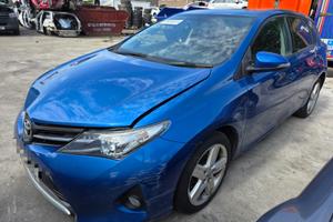 Ricambi TOYOTA AURIS 2013 1.6 BENZINA 1ZRFAE