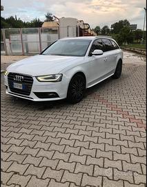 Audi A4 Avant 2.0 TDI 143 CV Multitronic Business