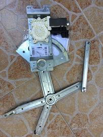 Alzacristallo opel astra