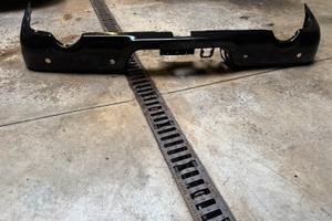 Paraurti dodge ram 1500 nero