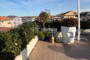 ATTICO VISTA MARE CON TERRAZZO