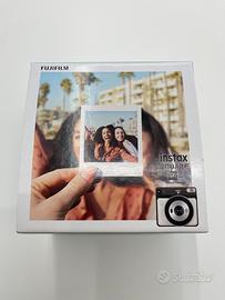 INSTAX SQUARE 6