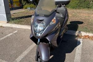 Honda Silwer Wing 400cc
