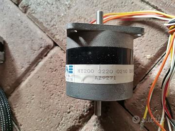 Motore passo passo MAE Nema 23