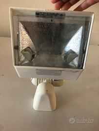 Fari da illuminazione