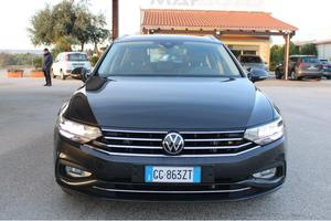 VOLKSWAGEN Passat Var. 2.0 TDI EVO DSG Business