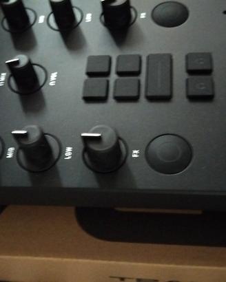 mixer traktor Z1 MK2 