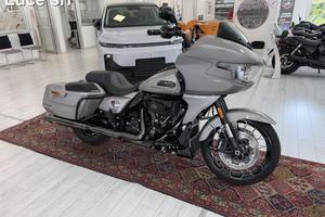 Harley Davidson Road Glide CVO