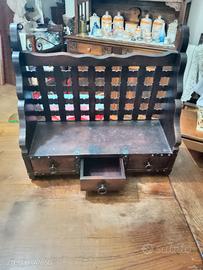 mensola con cassetti stile rustico 